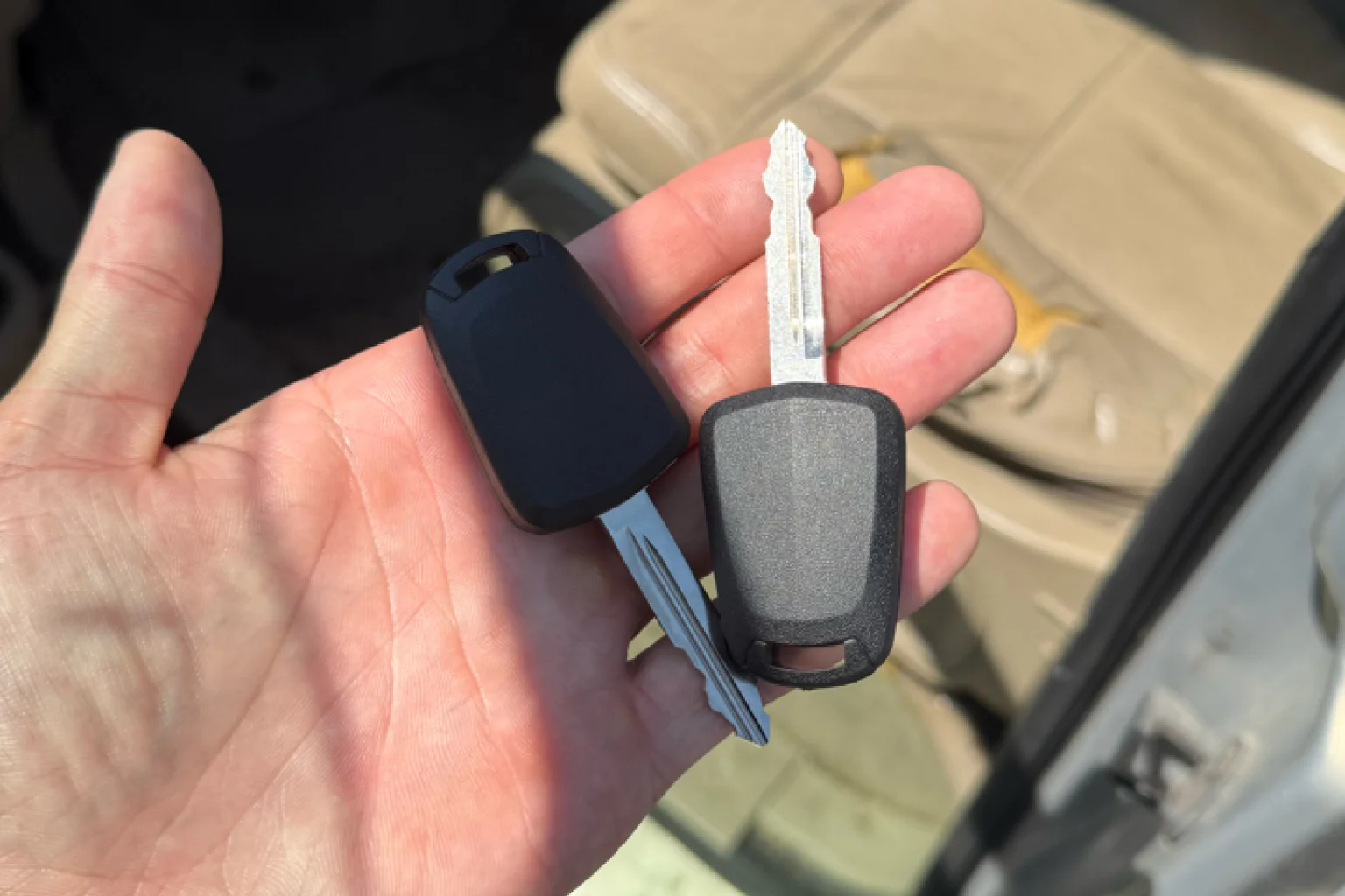 Car key replacement and programming service