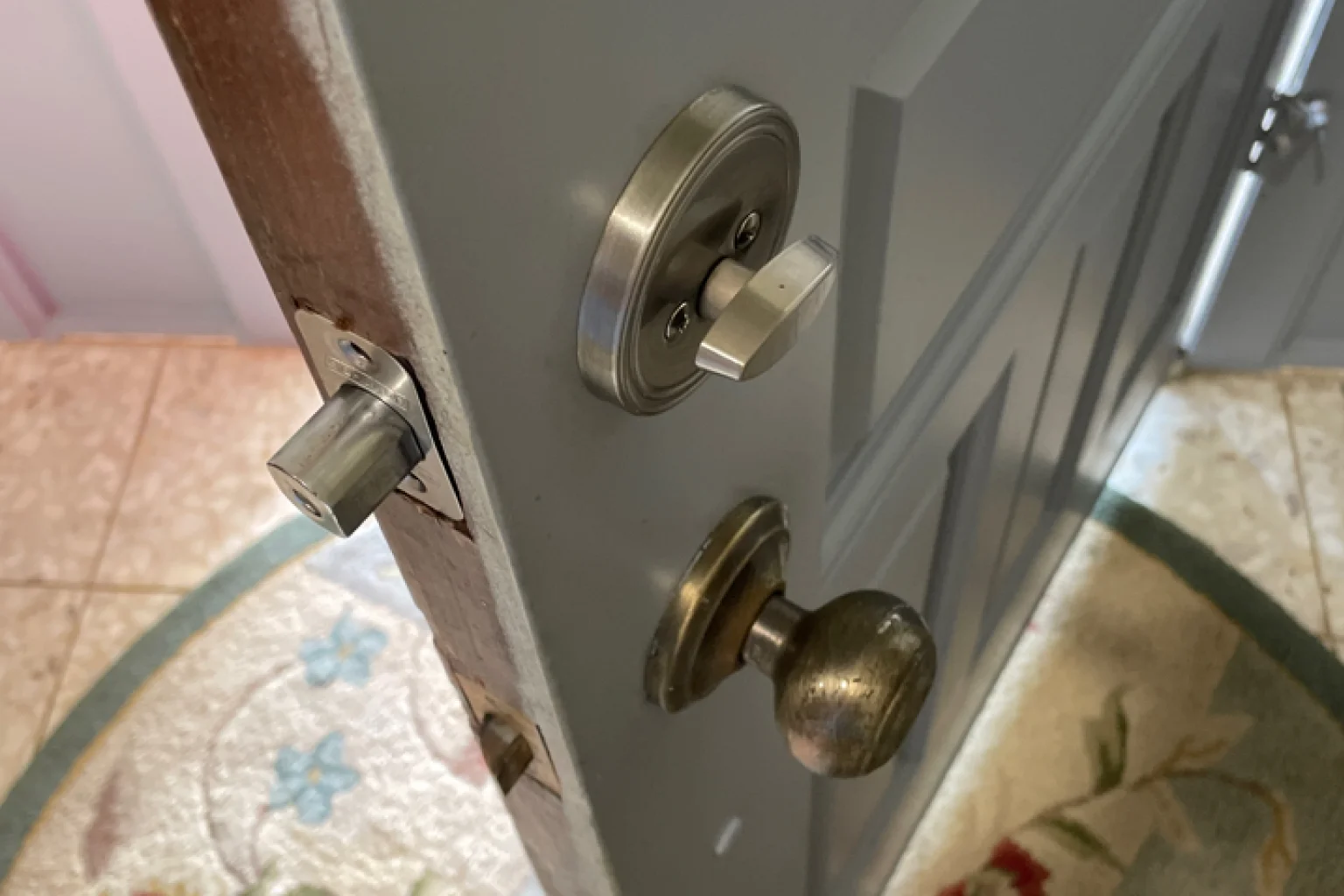 Damaged lock repair work